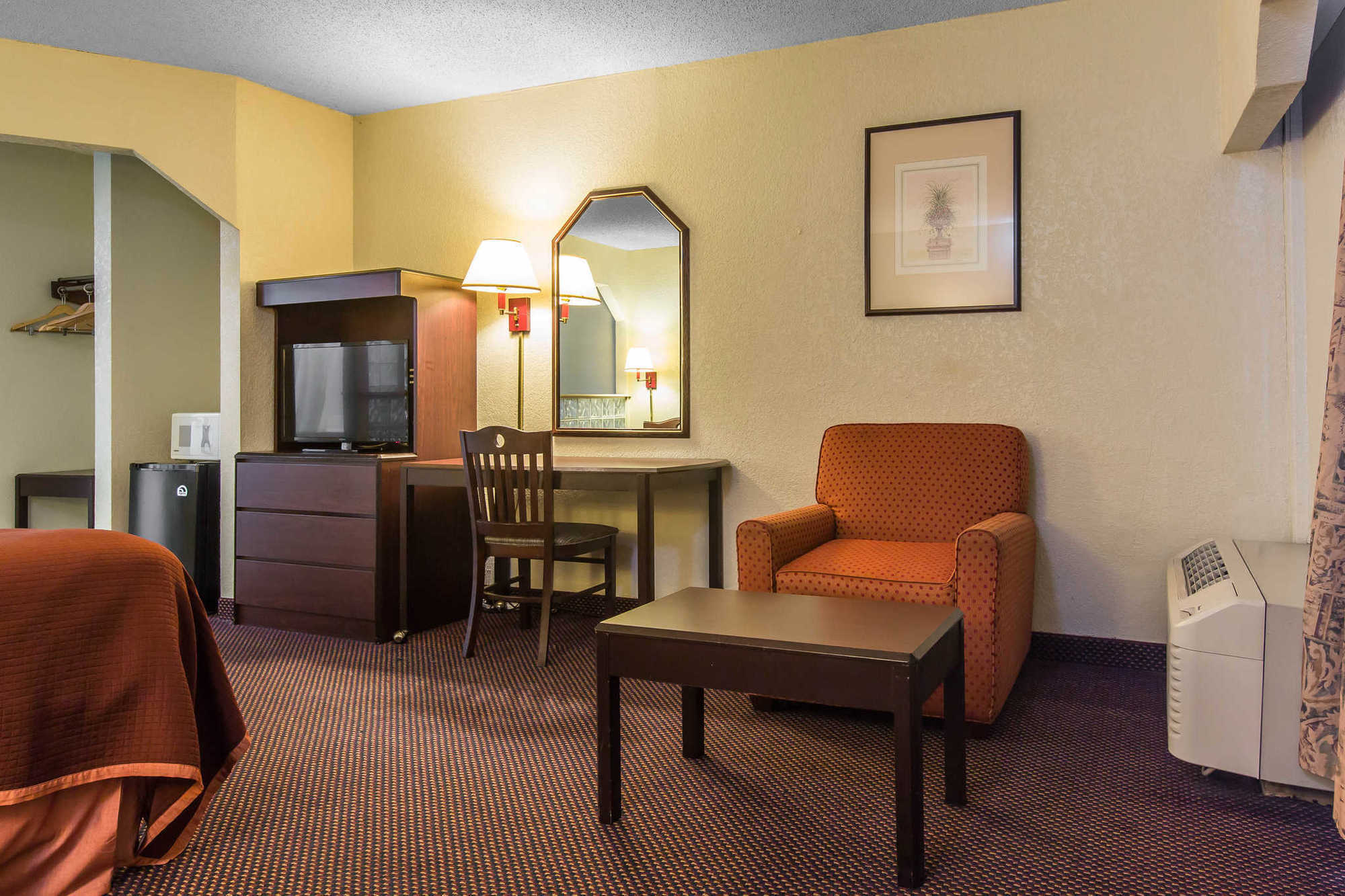 Rodeway Inn Marietta Room photo